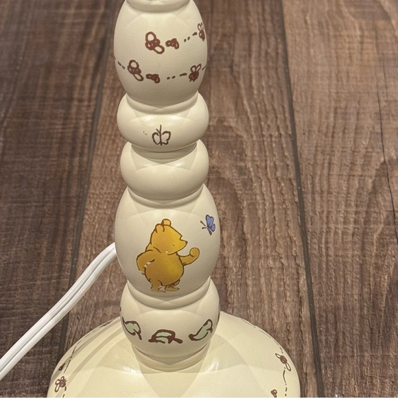 CLASSIC Winnie the Pooh Lamp Base HONEY POT Butterfies Baby Nursery Decor Works - Picture 5 of 10